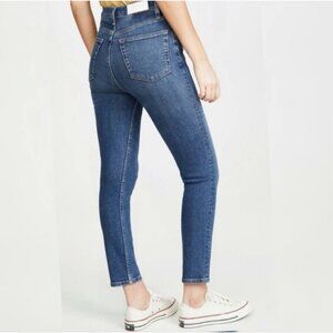 RE/DONE Ultra High Rise Ankle Crop Jeans in Medium Fade Wash